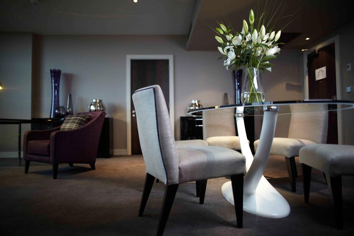 Brooklands Hotel & Spa Weybridge Habitación foto